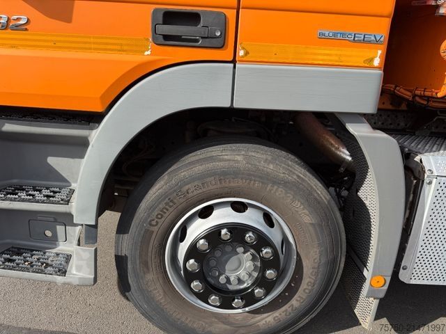 Камион за ѓубре MERCEDES-BENZ Actros 2532 6x2 MP 3 Zoeller Medium SL-2,