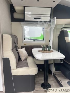 Caravana semiintegrada Forster T 699 EB Comfort-Line- & Winter-Paket