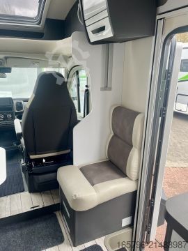 Caravana semiintegrada Forster T 699 EB 140 PS * Automatik * 3,5 t