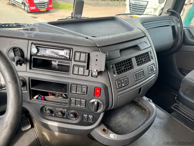 Standart-SZM DAF XF 460 Spacecab