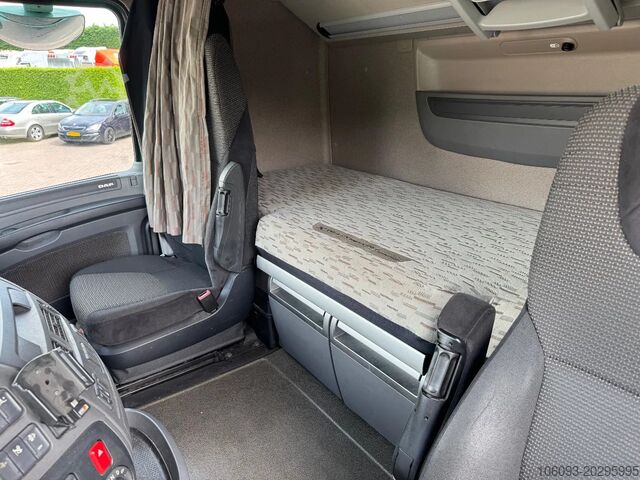 Standard-SZM DAF XF 460 Spacecab