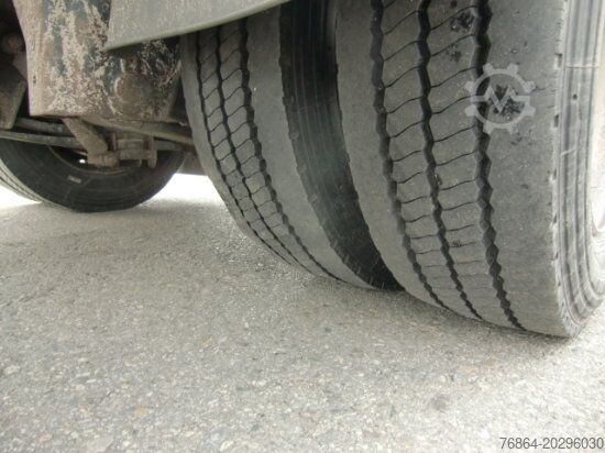 Kofferauflieger WEKA 1-ACHS KOFFERAUFLIEGER  GELENKT