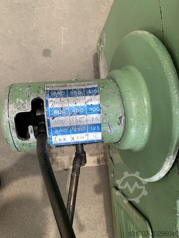 Máy tiện song song Cazeneuve HB 725 x 1500 mm