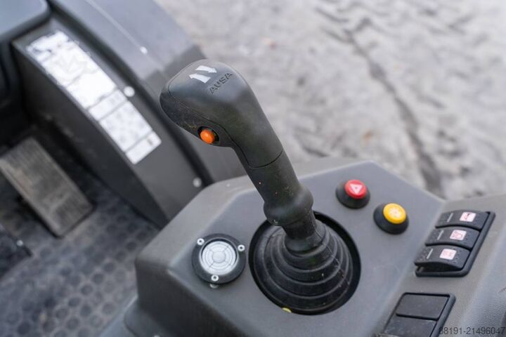 Forklift Ausa C 251 H x4