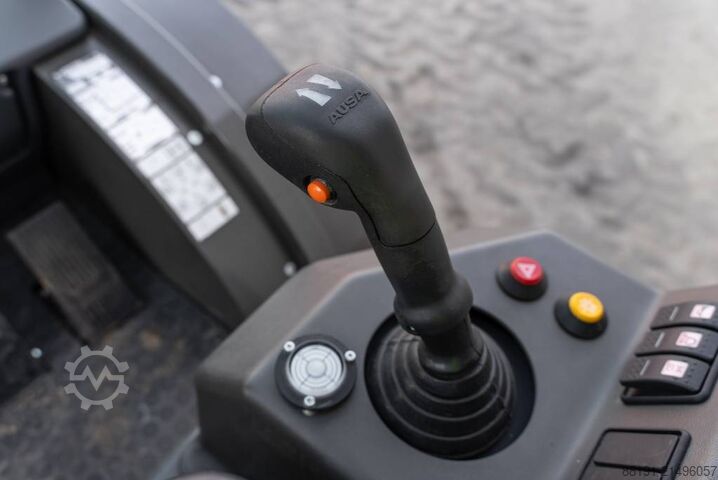 Forklift Ausa C 251 H x4