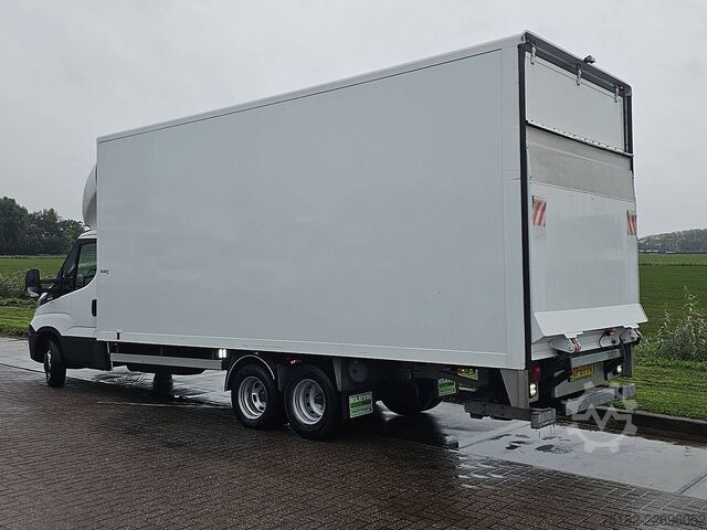 Kofer IVECO DAILY 40C18 ac automaat EURO6