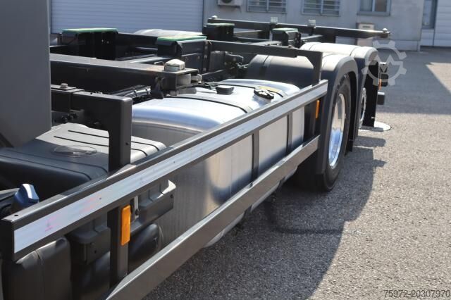 बॉडी बदलने वाला ट्रक Mercedes-Benz Actros 2553 L BDF