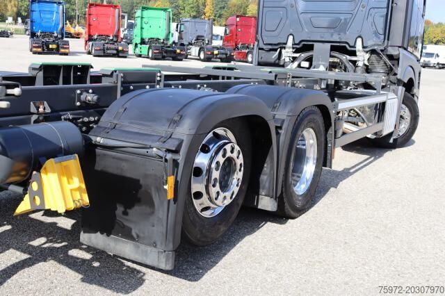 बॉडी बदलने वाला ट्रक Mercedes-Benz Actros 2553 L BDF