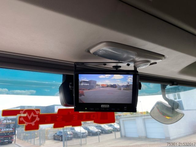 Truck mounted crane DAF XF 530 FAN 6X2 Baustoffpritsche mit HYVA HC213E3