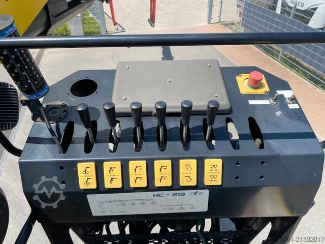 Truck mounted crane DAF XF 530 FAN 6X2 Baustoffpritsche mit HYVA HC213E3