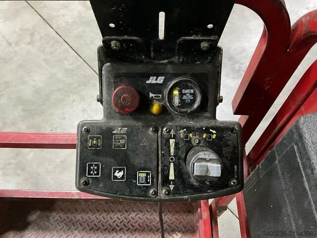 Lyftplattform JLG 2646E