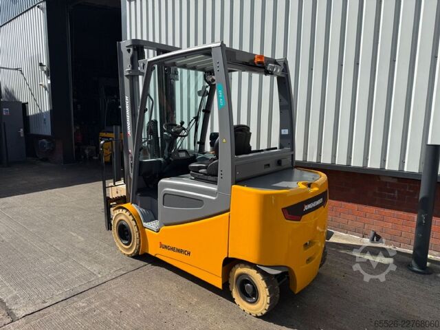 전동 4륜 지게차 Jungheinrich EFG 425 / Triplex 5500 mm / NEUGERÄT