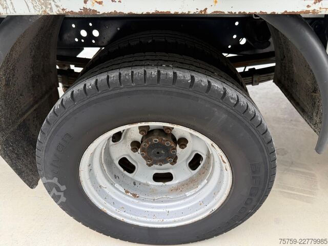 Box van Iveco Daily 35C12 Pritsche 4x2 Euro4