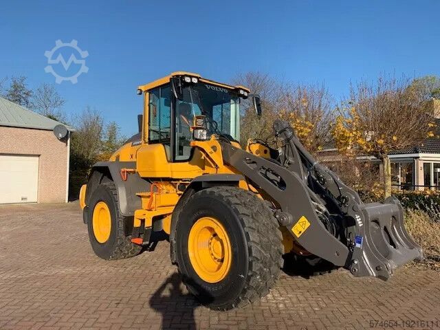 Kolový nakladač Volvo L90 H2 2025 Michelin 650/65
