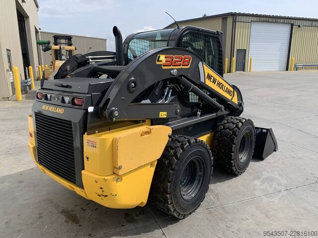 Utovarivač na točkovima New Holland L328
