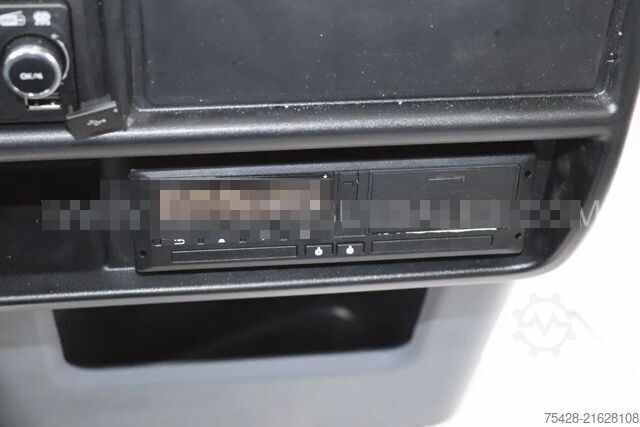 Bus interurbain Iveco Crossway 12m Pop / Double middle door / Prép li...