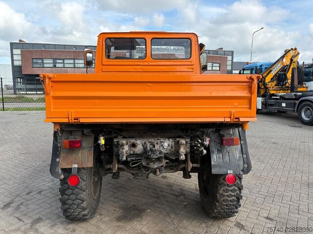 Kofer UNIMOG 424 + 4X4 + BJ 1977 + MANUAL + 261666 KM + HYDR...