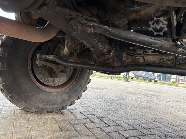 Kofer UNIMOG 424 + 4X4 + BJ 1977 + MANUAL + 261666 KM + HYDR...