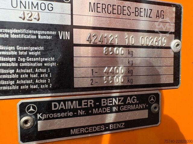 Kofer UNIMOG 424 + 4X4 + BJ 1977 + MANUAL + 261666 KM + HYDR...