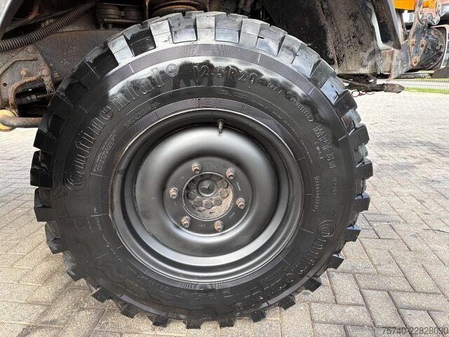 Kofer UNIMOG 424 + 4X4 + BJ 1977 + MANUAL + 261666 KM + HYDR...