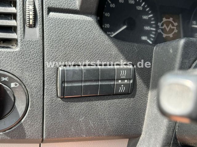 প্যানেল ভ্যান MERCEDES-BENZ Sprinter 213 CDI 4x2