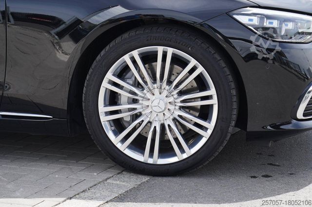 وان MERCEDES-BENZ S 350 d 4MATIC Augmented Reality Digital Light P