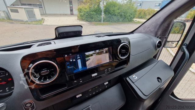 Minibus MERCEDES-BENZ 519 und 517 Glasdach XXL 20 Sitze Stock