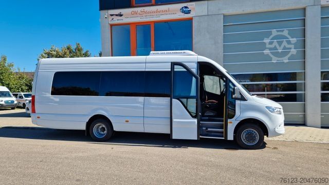 Minibusz MERCEDES-BENZ 2 x 517 Lord Comfort XXL Lagerfahrzeug 23 SS
