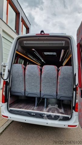 Minibus MERCEDES-BENZ Sprinter 415 ,19 SS Lagerfahrzeug in Stock