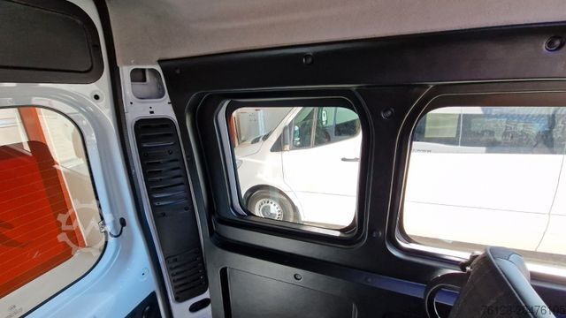 Minibus FIAT Opel Movano baugleich Ducato Flexiboden 8 Schie