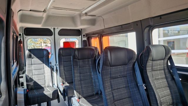 Minibus FIAT Opel Movano baugleich Ducato Flexiboden 8 Schie