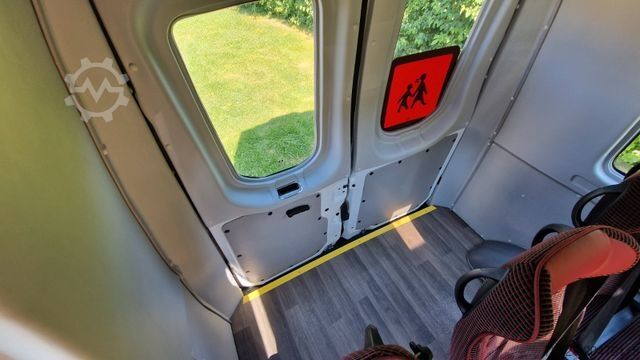 حافلة صغيرة IVECO Daily C35 M1 9 Sitzer sauberes Fahrzeug