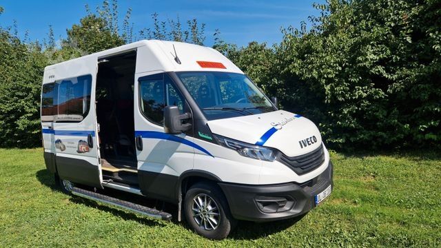 Minibus IVECO Daily C35 M1 9 Sitzer sauberes Fahrzeug
