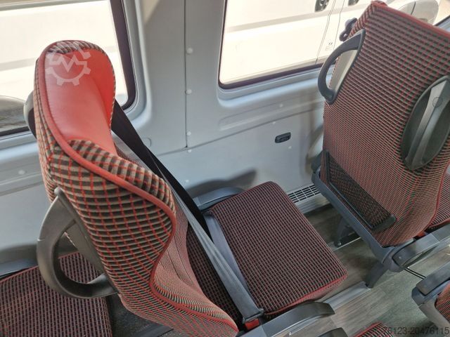 حافلة صغيرة IVECO Daily C35 M1 9 Sitzer sauberes Fahrzeug