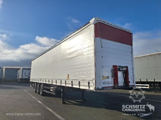 Open semitrailer with tarp Schmitz Cargobull Curtainsider Standard Taillift