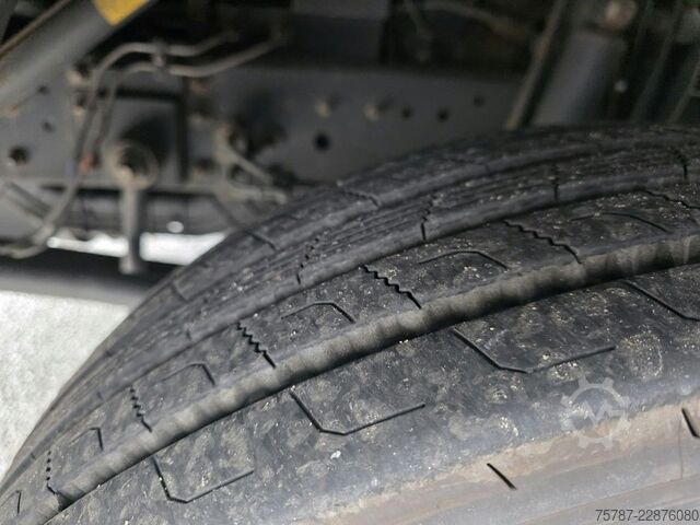 Furgoneta caja IVECO 75-210 Koffer + LBW, Klima, Kamera