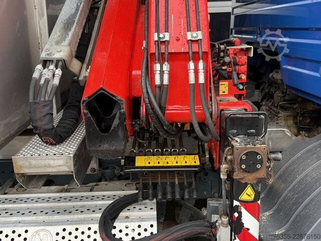 شاحنة نقل المواشي MERCEDES-BENZ Atego 1524 Kadaver FASSI Kran Kipphydr. Klima