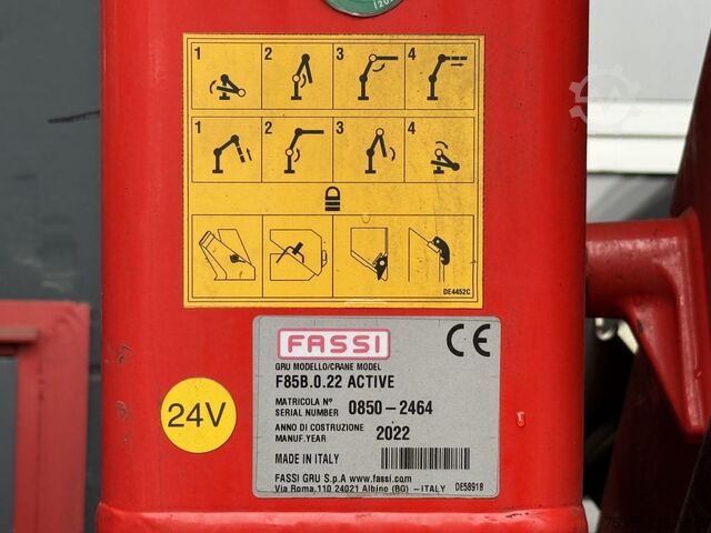 شاحنة نقل المواشي MERCEDES-BENZ Atego 1524 Kadaver FASSI Kran Kipphydr. Klima