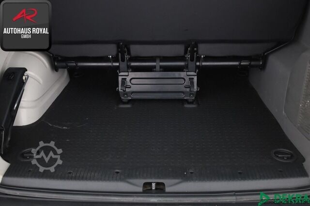 Minibus Volkswagen T6 Kombi T6.1 2.0 TDI 9 SITZE NAVIGATION,CARPLAY