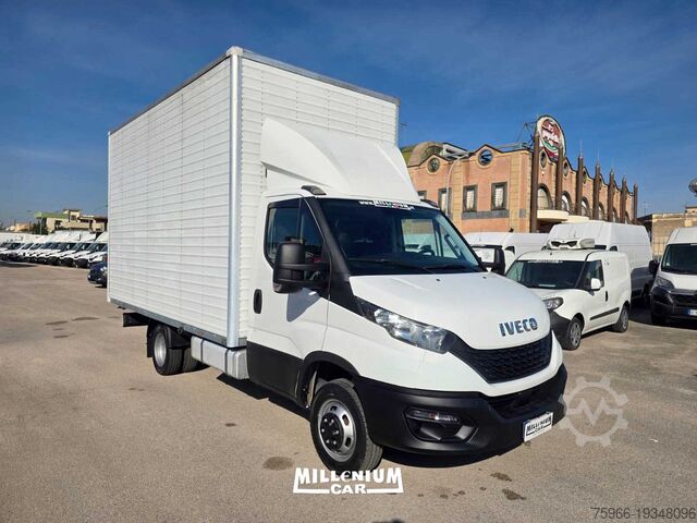 Kutu minibüs Iveco 35-18 FURGONE 4,50 2020