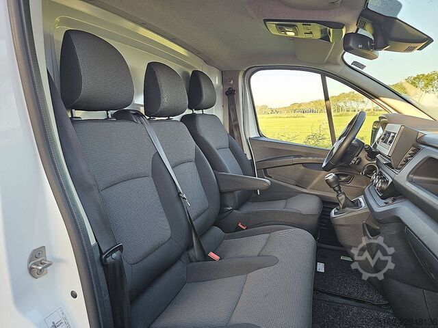 Augsta jumta universālis RENAULT TRAFIC 2.0 DCI L2H1 Camera 136pk!!