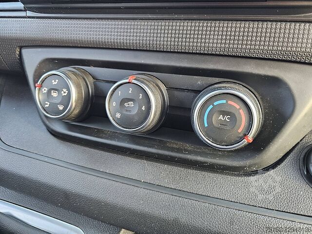 Augsta jumta universālis RENAULT TRAFIC 2.0 DCI L2H1 Camera 136pk!!