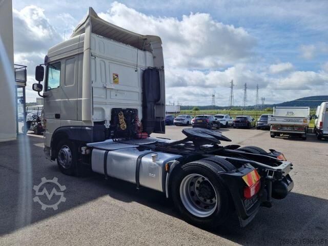 Стандартен влекач DAF XF 480 MEGA