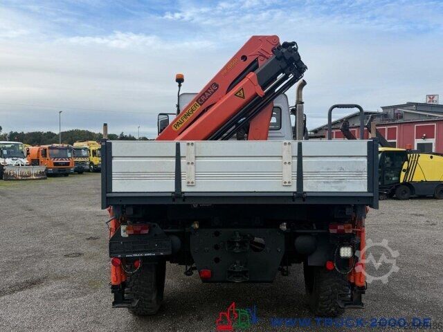 Tovornjak s ploščadjo Unimog U4000 4x4 Palfinger Kran PK10501 Hakenhöhe 11,5M