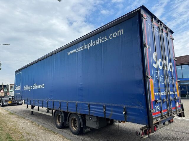 รถตักกึ่งต่ำ Meert Semi Curtainside / SAF / Double Tires