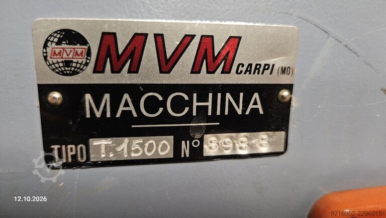 Токарный станок по дереву / токарная машина по дереву MVM T.1500
