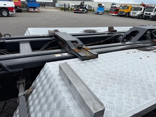 Hook arm system Scania G410 8x4 Haaksysteem / kraan Euro 6 Retarder