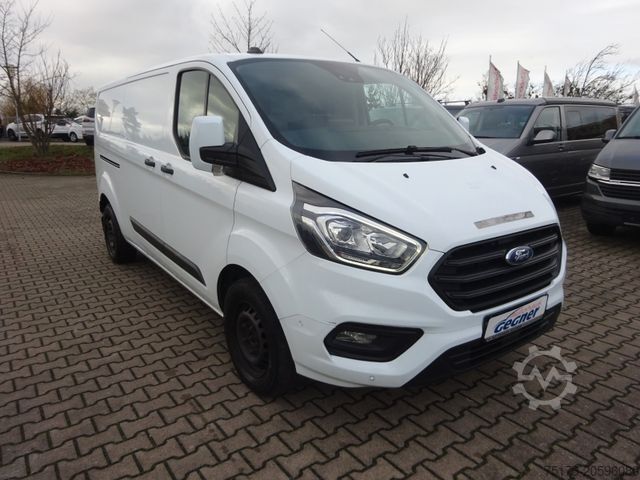 Panel van FORD Transit Custom Kasten 320 L2H1 Trend 130PS Navi