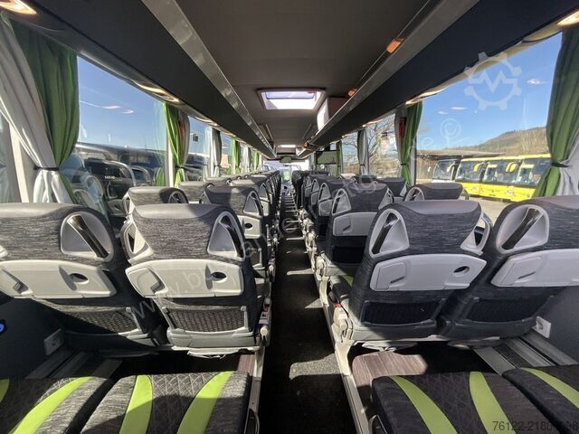 Távolsági autóbusz Setra S 517 HD