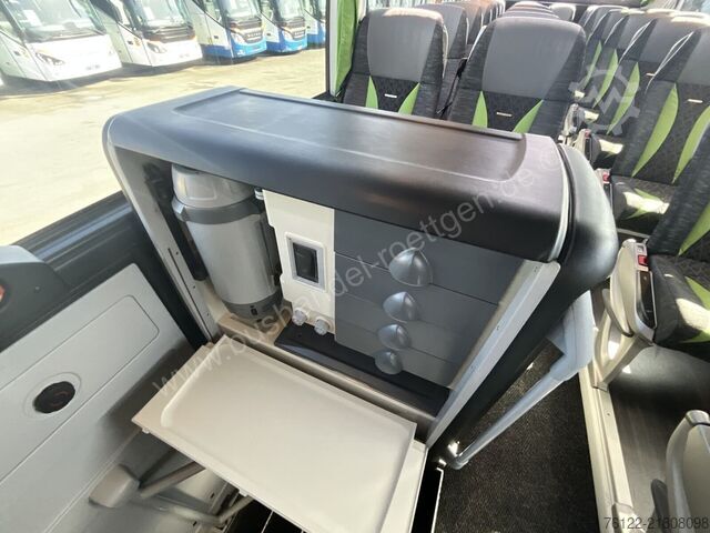 Távolsági autóbusz Setra S 517 HD